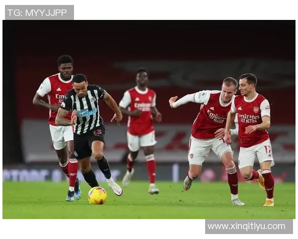 足球明星停球绝技揭秘:如何在比赛中轻松掌控球权与节奏